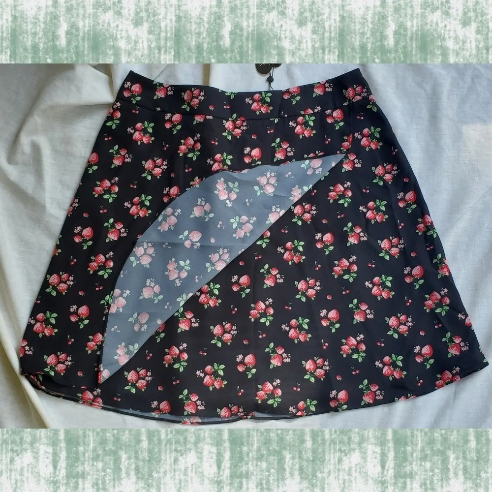 Review Australia Strawberry Patch Fields skirt Boho Chic Pinup Retro